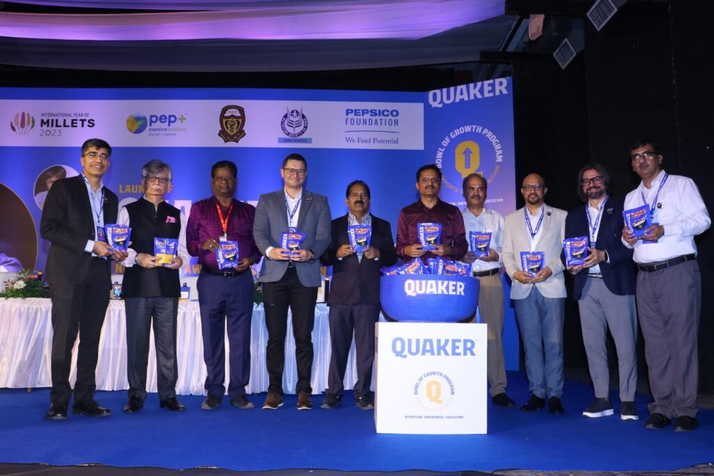 Shri J.B. Girase, Dy. CEO, Zilla Parishad, Pune launches Quaker 'Bowl of Growth' Program