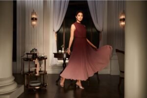 FOREVER NEW Pooja Hegde AW'23 Collection ‘A Time for Glamour’ 3