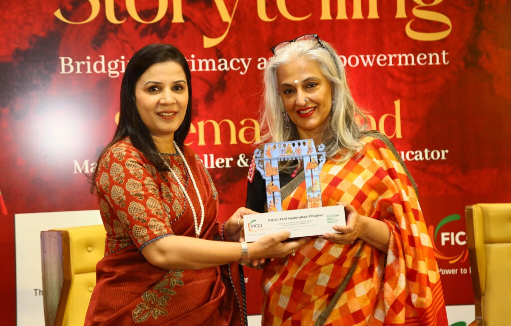 SEEMA ANAND AND RITU SHAH AT THE INAUGURATION OF A SESSION OF THE ARTY OF STORYTELLING--PIC 2