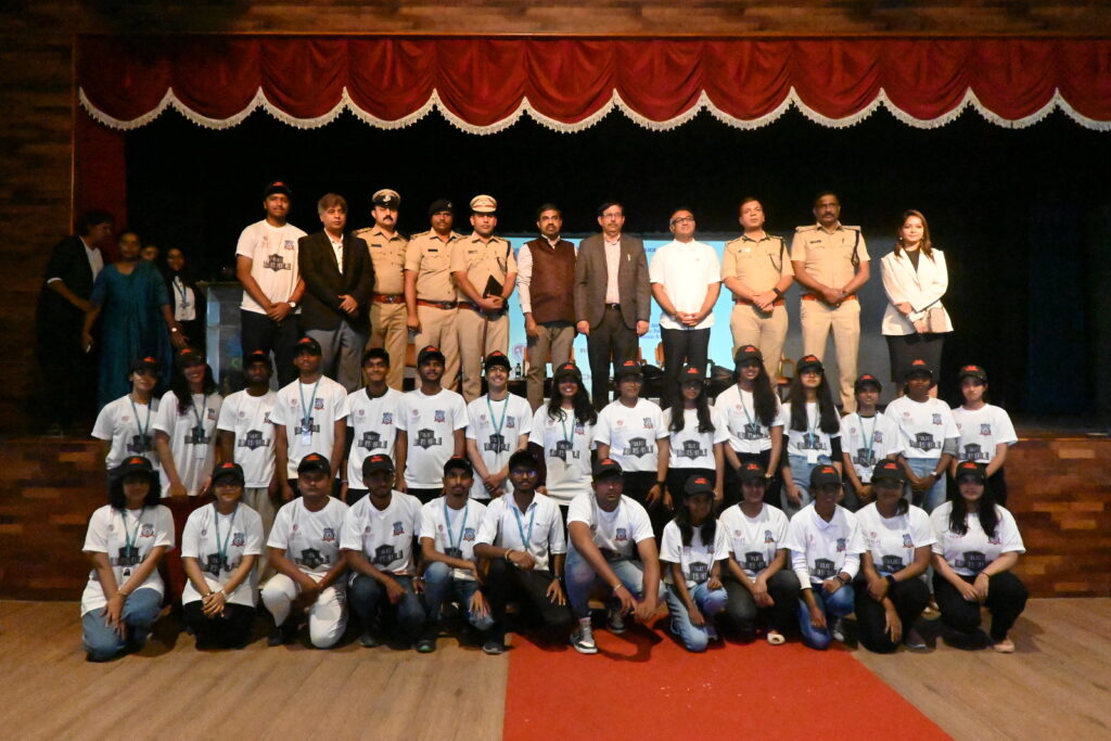 CMR University Collaborates with Bengaluru City Police to Launch 'Police Marshals' Program 2