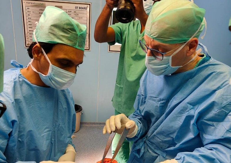Live Surgery at Manipal Hospital